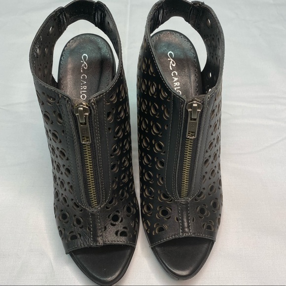 Sandals - Picture 2 of 4